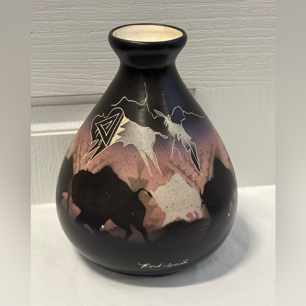 Hozoni Pottery Black and Pink Artistic Vase